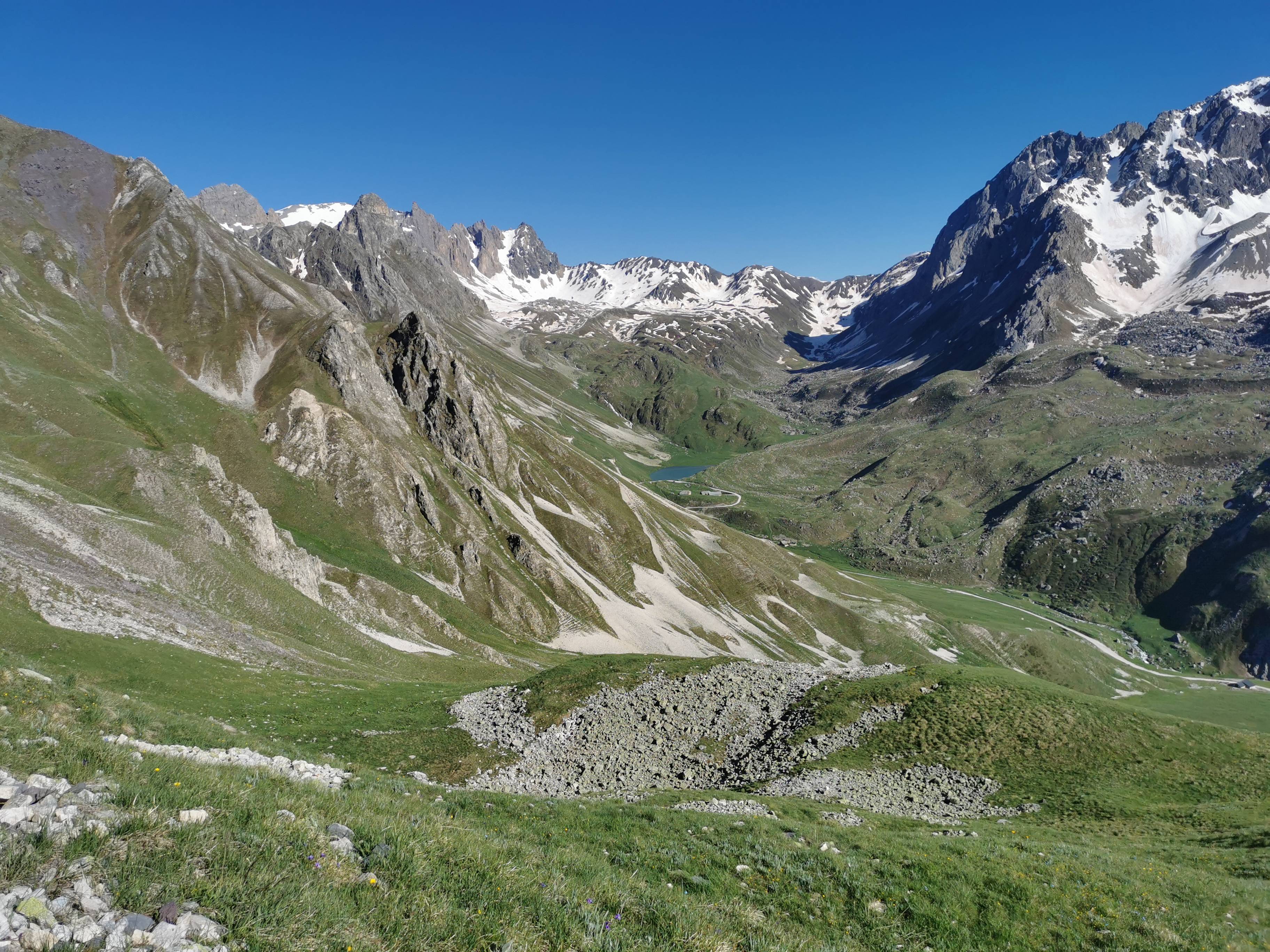 Picture from Area related to L'Auberge de Plan Lachat, Aiguille Noire, Camp des Rochilles shoot by Arnaud Berrieau